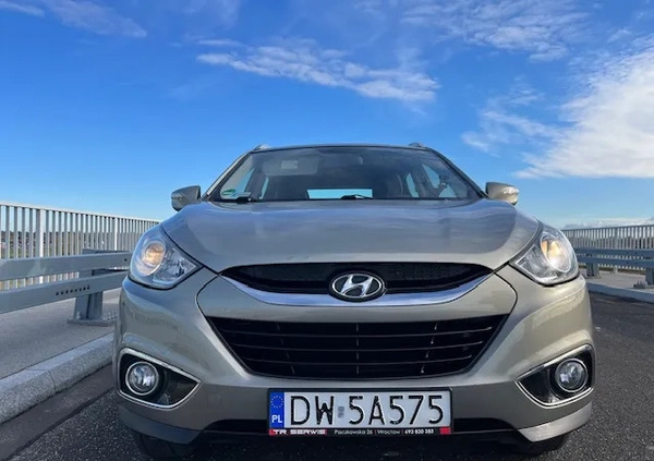 Hyundai ix35 cena 35000 przebieg: 204000, rok produkcji 2010 z Wrocław małe 37